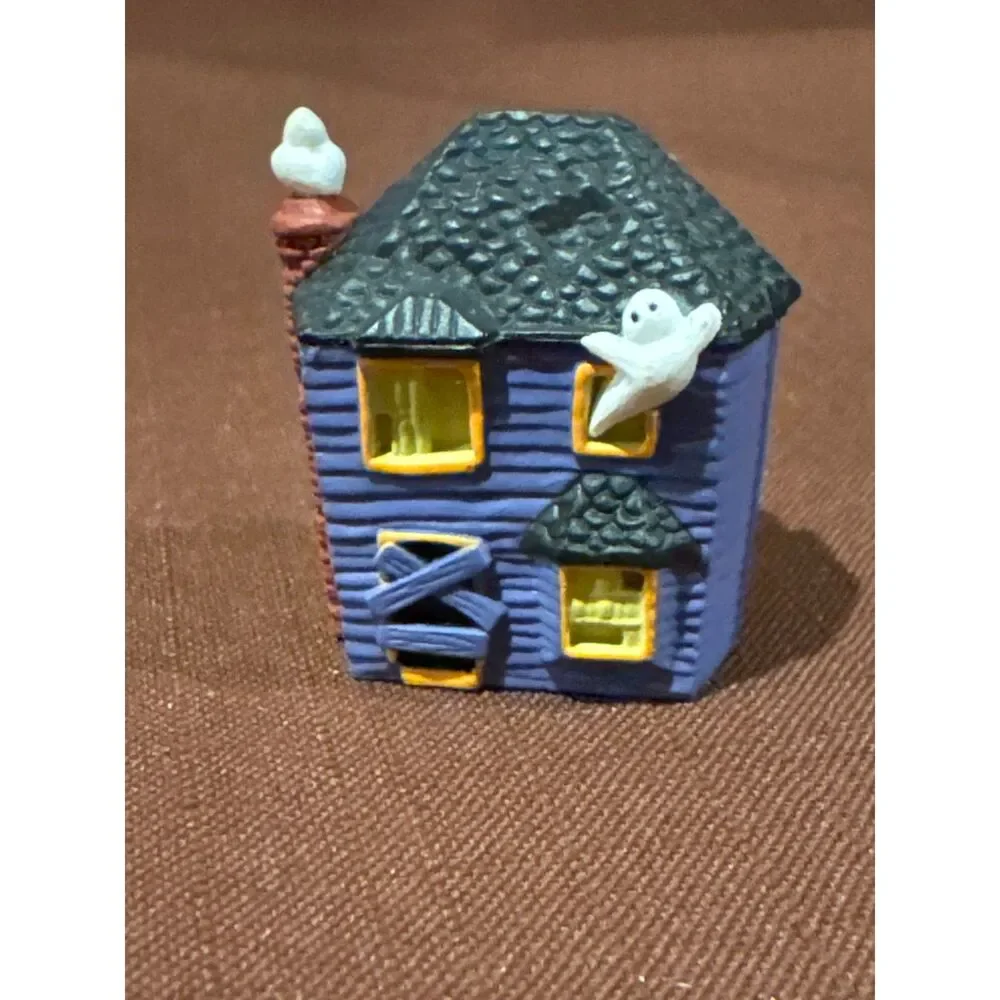Vintage Hallmark Merry Miniature Halloween Haunted House